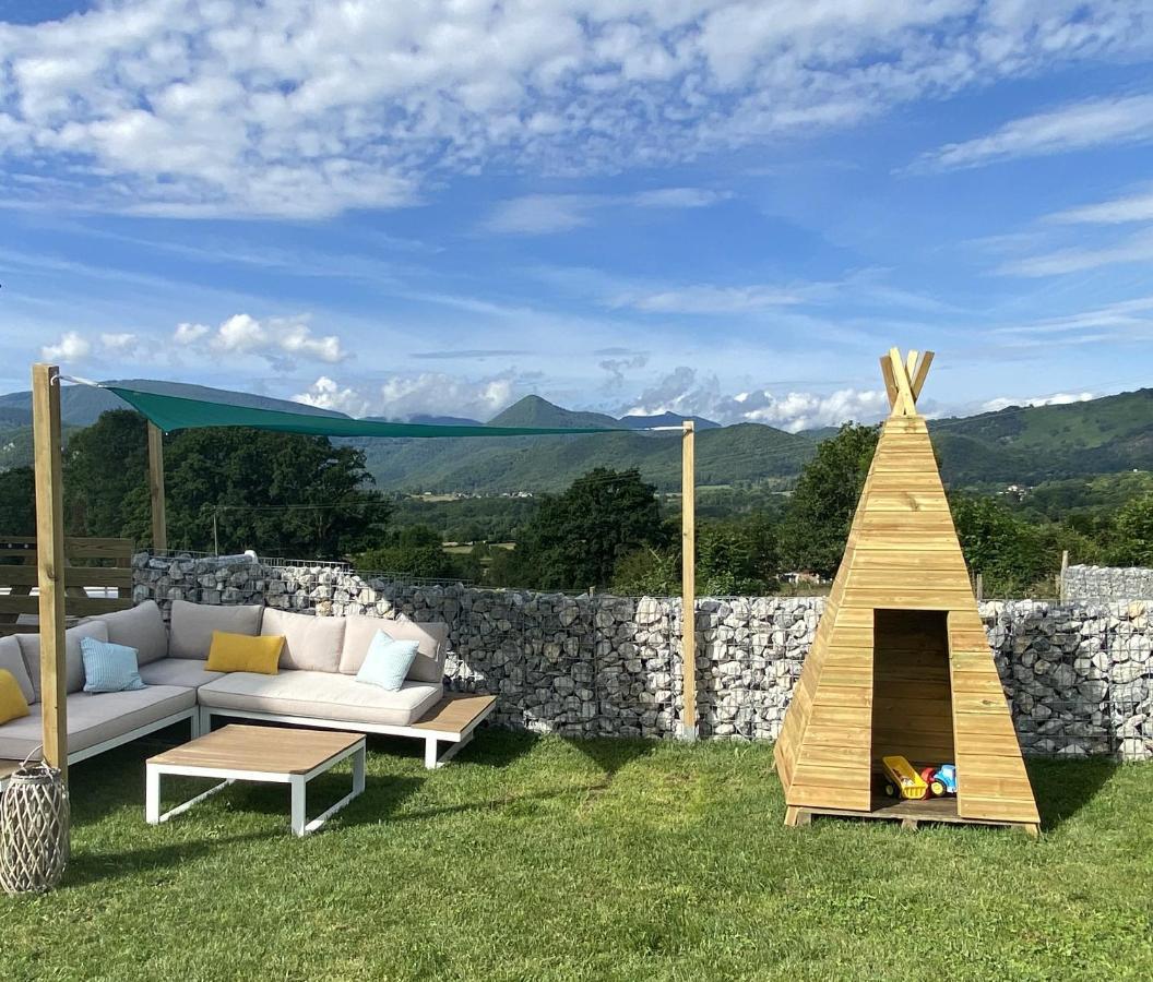 Villa Jacuzzi, Terrain De Petanque Et Aire De Jeux Vue Sur Les Pyrenees Seilhan Bagian luar foto